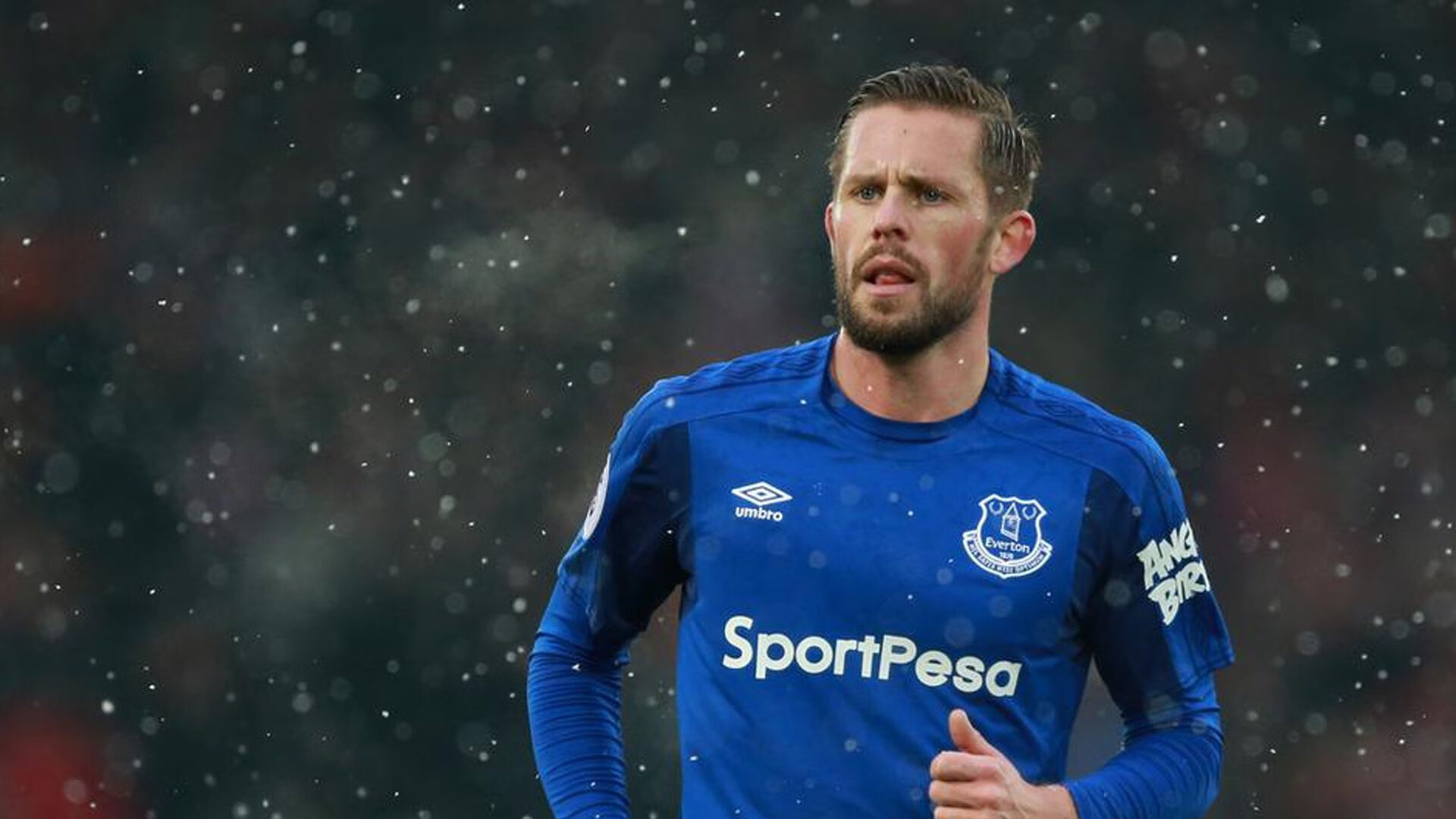 里昂鏖战奥地利,卡塞米罗一记惊雷点燃法兰西之夜